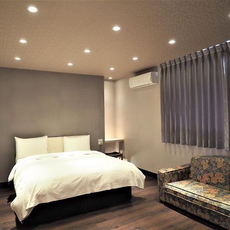 Day Chen Hotel Yilan Εξωτερικό φωτογραφία