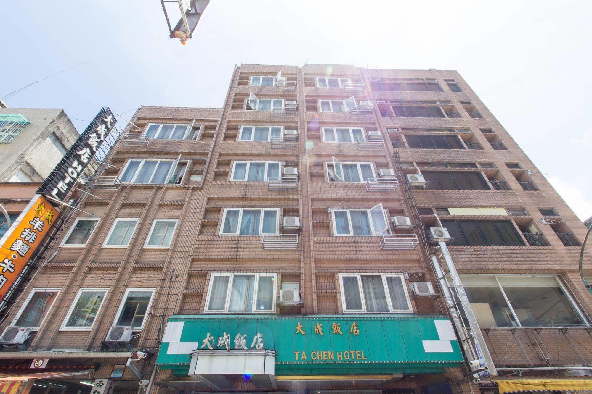 Day Chen Hotel Yilan Εξωτερικό φωτογραφία