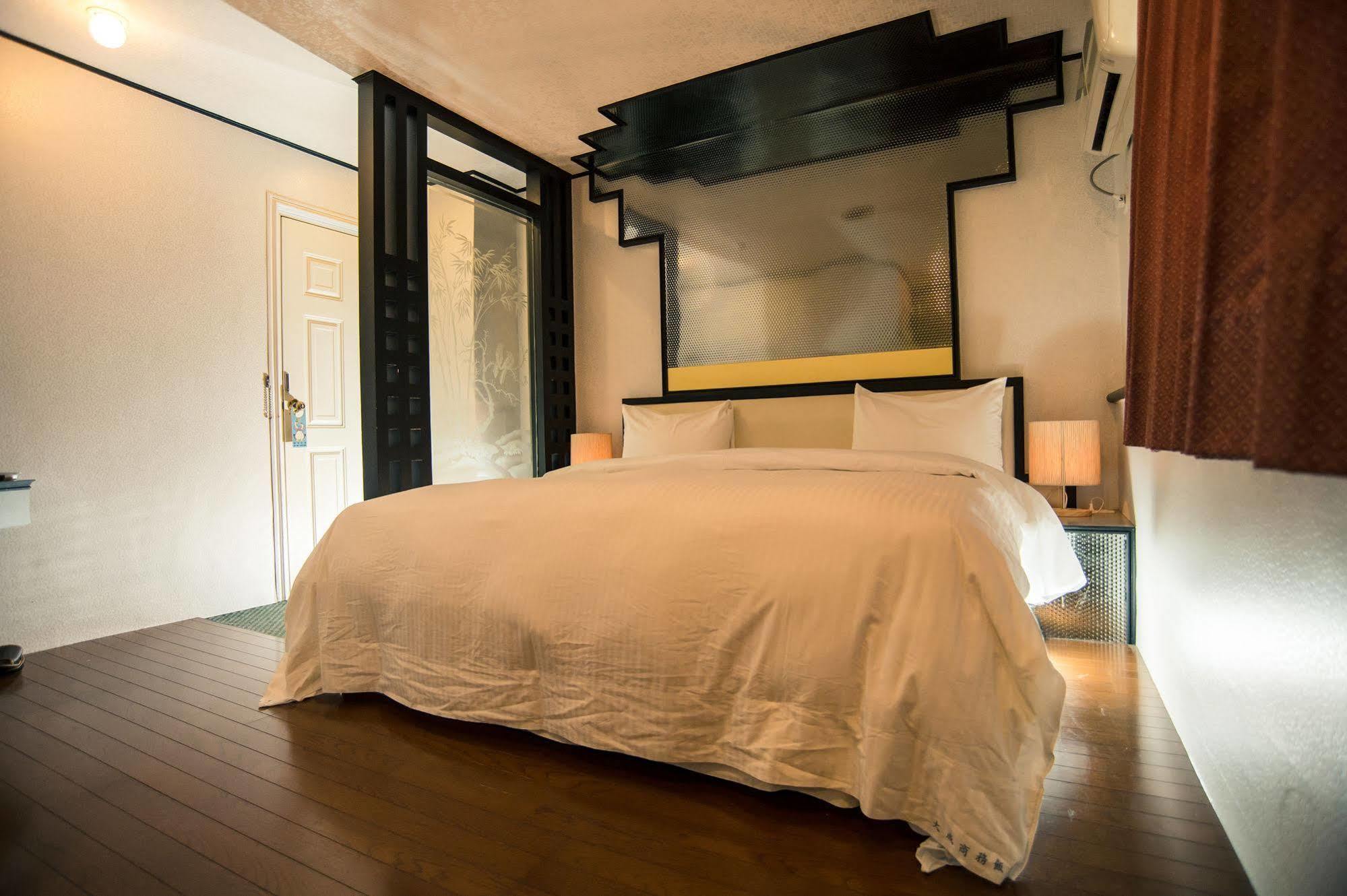 Day Chen Hotel Yilan Εξωτερικό φωτογραφία