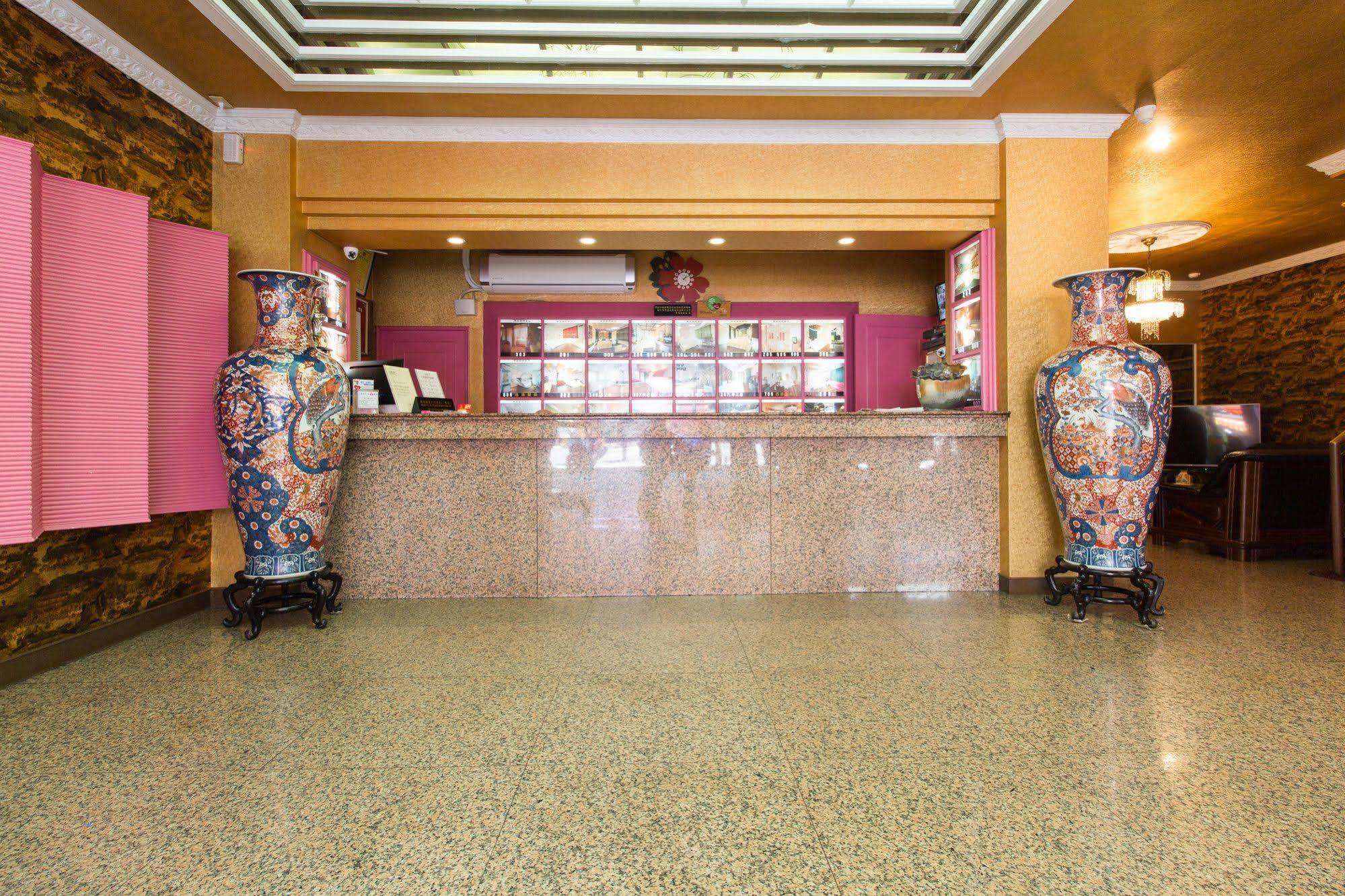 Day Chen Hotel Yilan Εξωτερικό φωτογραφία